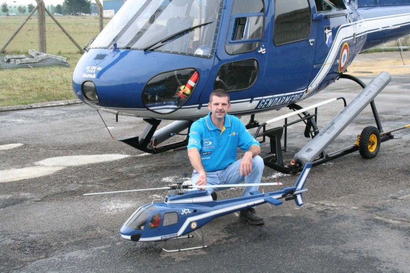 HELICO016ecureuil